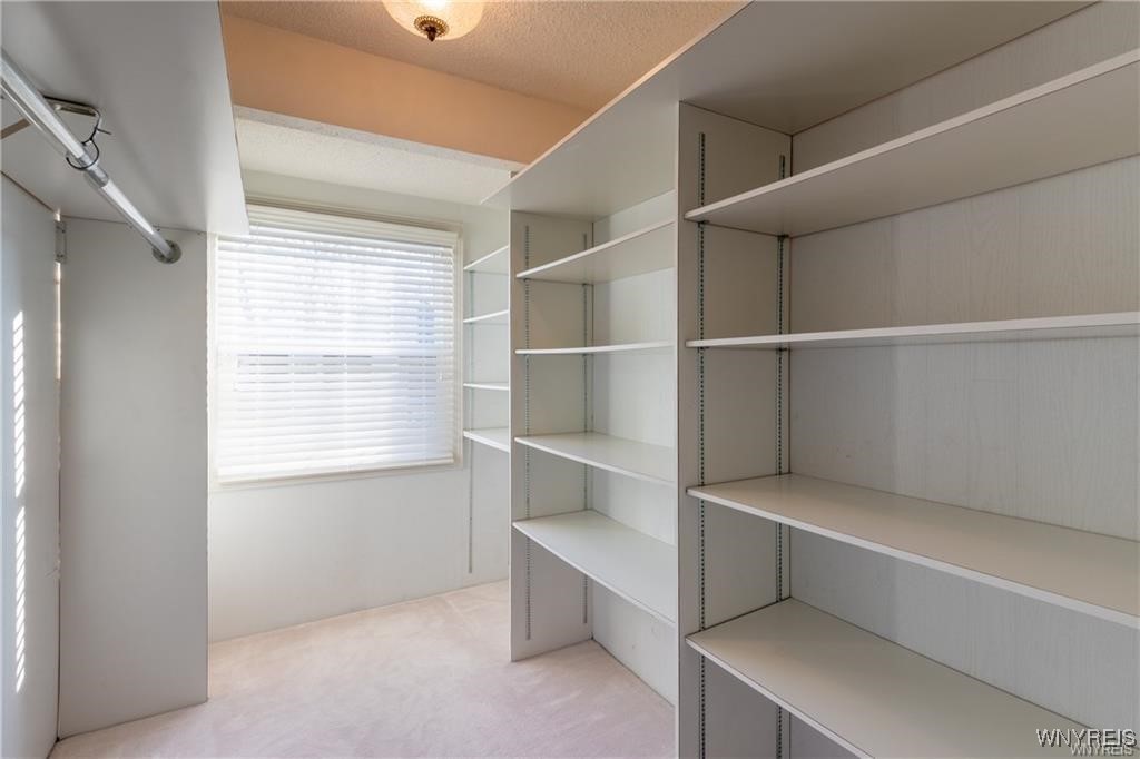 27 Hickory Hill Road, Unit H Amherst, NY 14221 - Photo 11 of 23