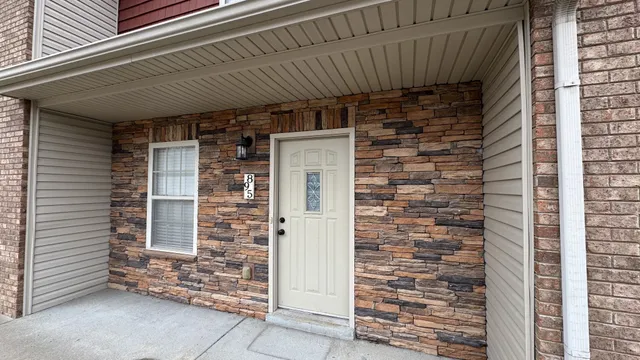 $995 | 895 Branch Road, Clarksville, TN 37043