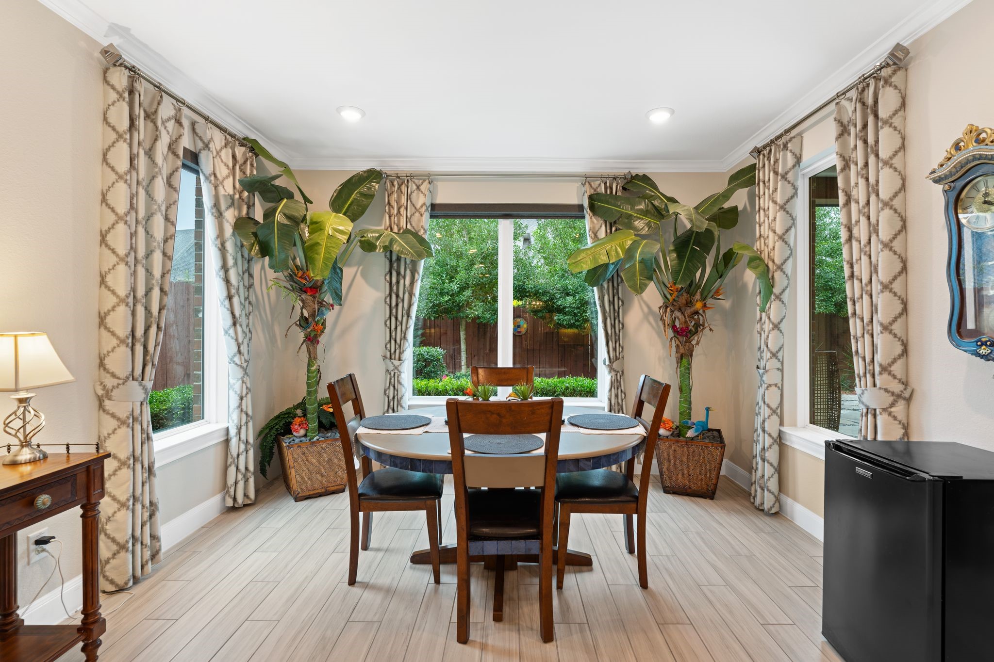 51 Scepter Ridge Sugar Land, TX 77498 - Photo 12 of 48 The Breakfast Room is adjacent to the kitchen, offering a sunny place (windows on three sides) to start the morning. Imagine coffee here while the day slowly begins.
