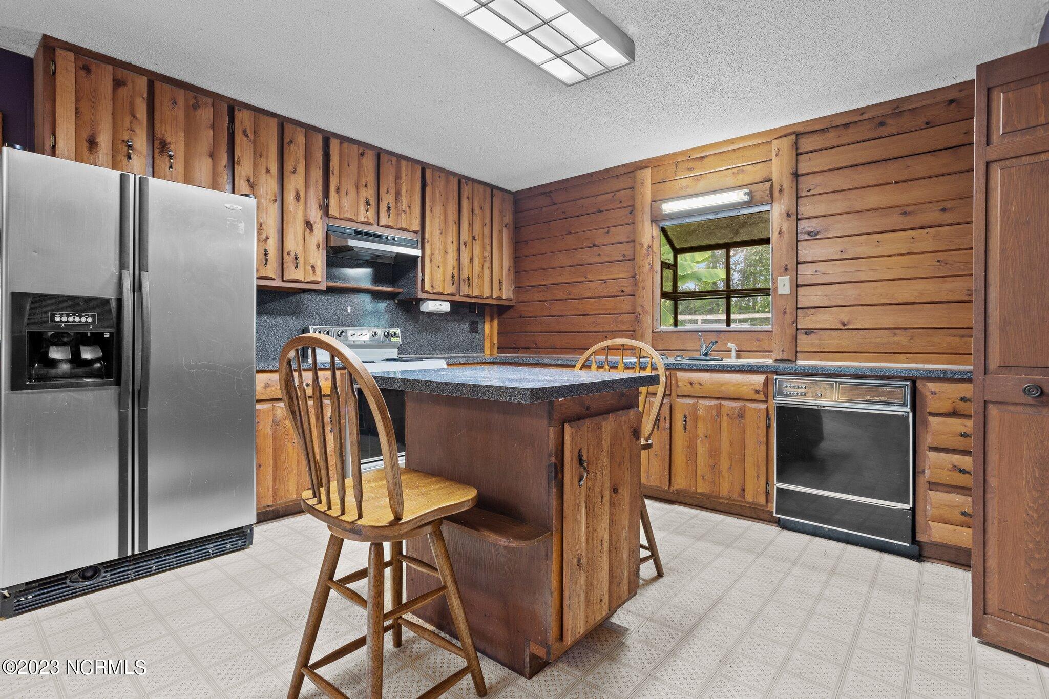 304 Putnam Church Road Carthage, NC 28327 - Photo 11 of 42 26-web-or-mls-707A5459