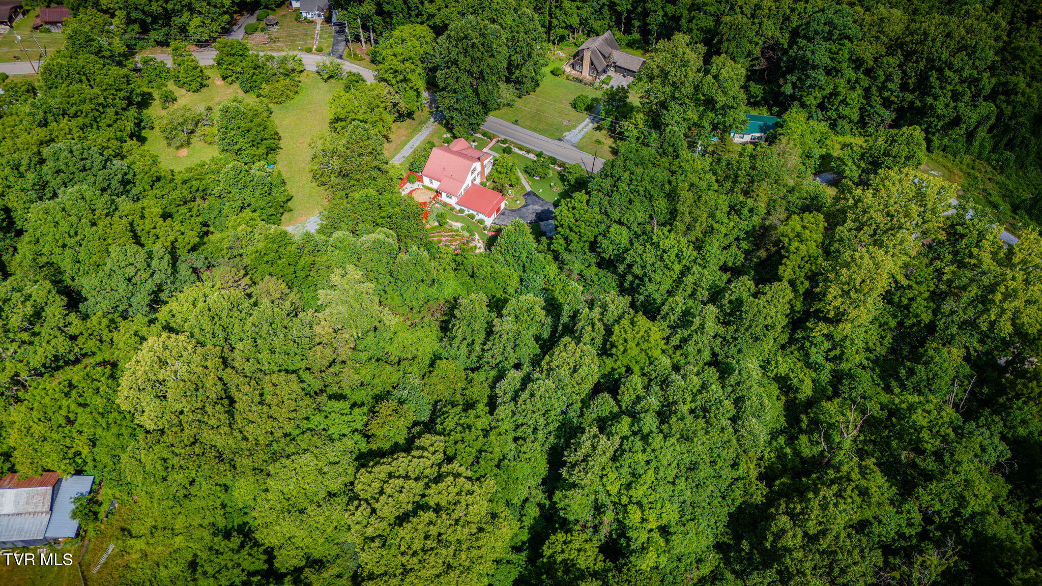 1384 Walnut Grove Road Bluff City, TN 37618 - Photo 32 of 43 104