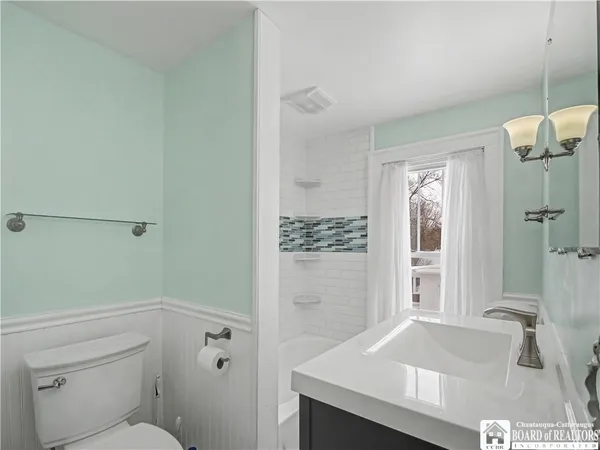 $179,900 | 9 Willowbrook Avenue, Dunkirk, NY 14048