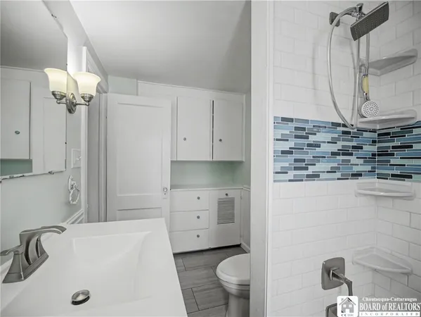 $179,900 | 9 Willowbrook Avenue, Dunkirk, NY 14048