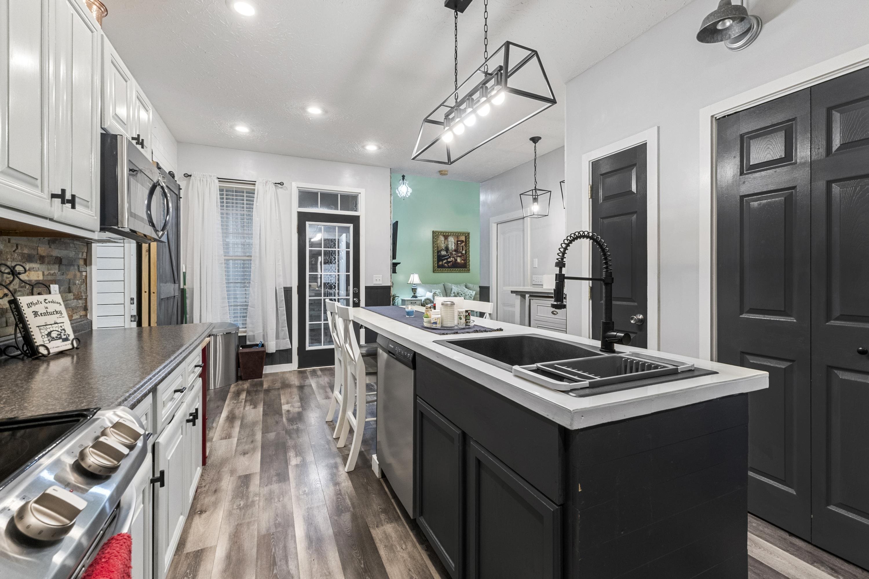 1089 Short White Oak Road Russell, KY 41169 - Photo 13 of 50 Gallery Image 13