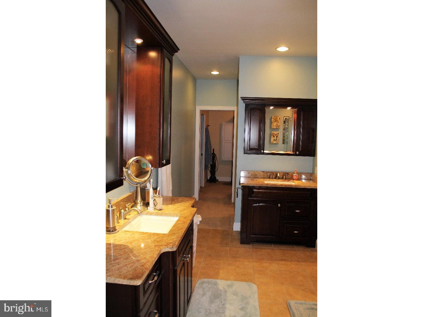 433 Orchard Road Newark, DE 19711 - Photo 17 of 25 Master Bathroom