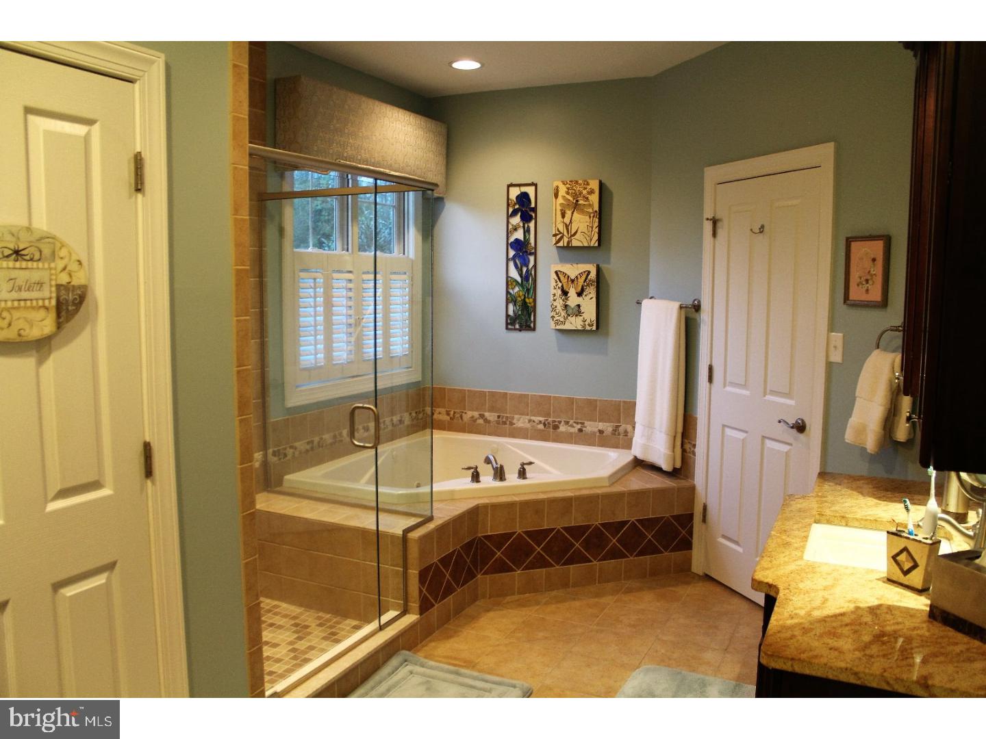 433 Orchard Road Newark, DE 19711 - Photo 18 of 25 Master Bathroom