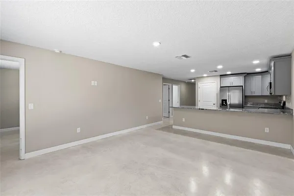 $1,850 | 921 East Clifford Avenue, Eustis, FL 32726