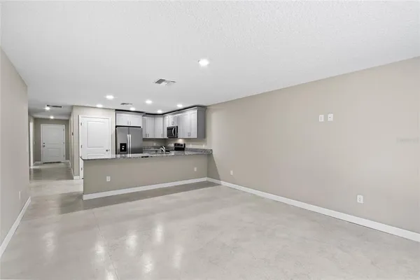 $1,850 | 921 East Clifford Avenue, Eustis, FL 32726