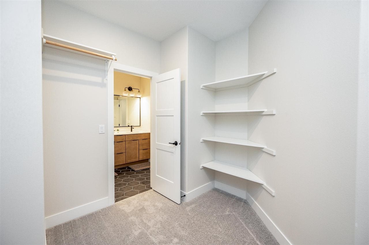 814 Rogers Lane Center Point, IA 52213 - Photo 27 of 48 Gallery Image 27