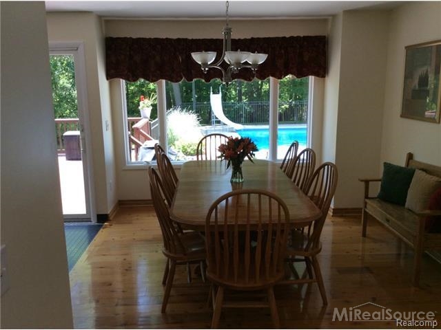 53289 Baker Road Chesterfield, MI 48047 - Photo 11 of 42