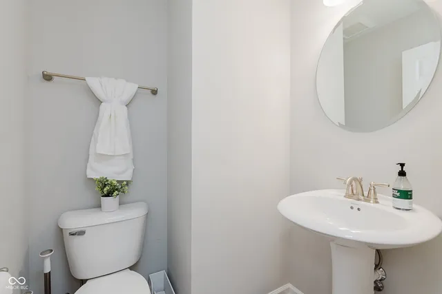 $450,000 | 243 Alvor Court, Cicero, IN 46034