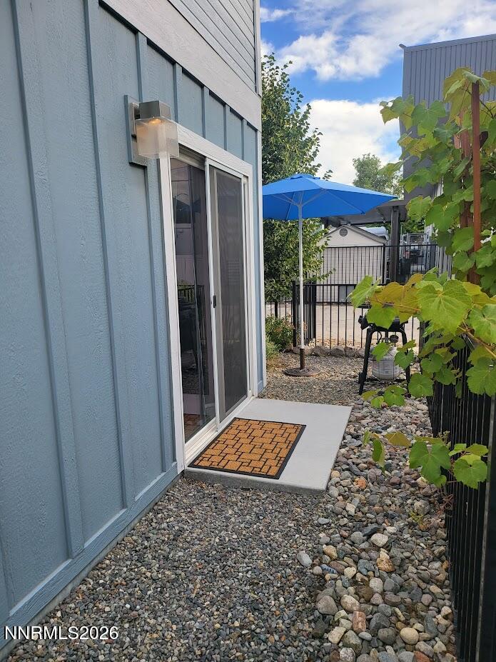 831 Ryland Street Reno, NV 89502 - Photo 3 of 40 Sideyard
