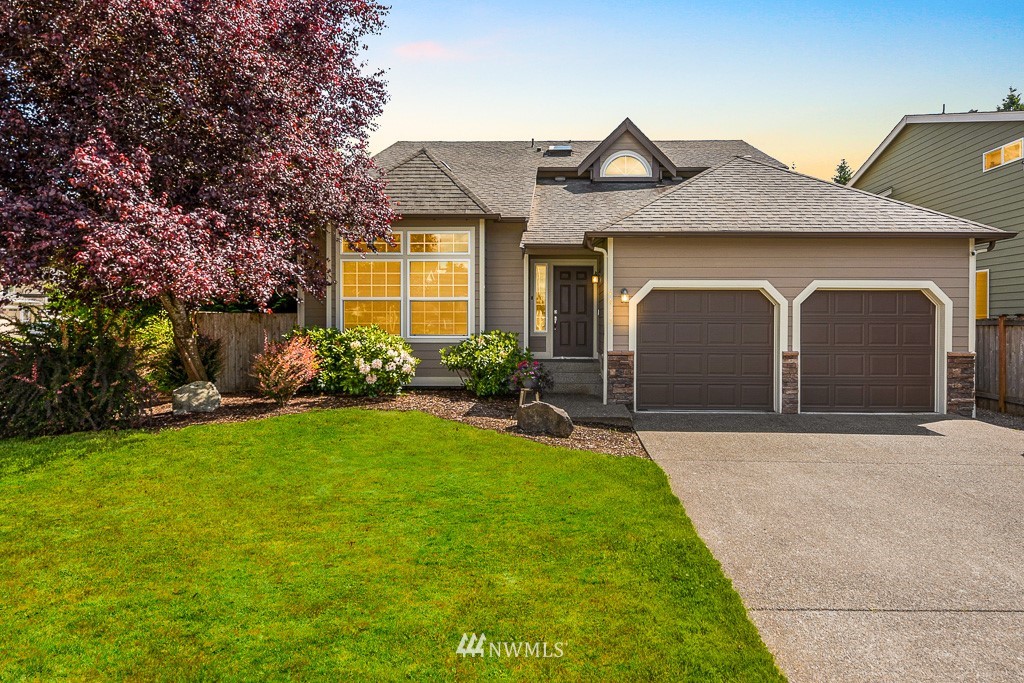 4433 Northeast 2nd Lane Renton, WA 98059 - Photo 1 of 30