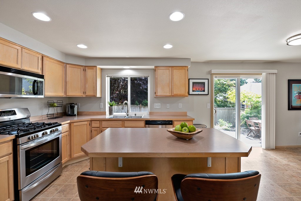 4433 Northeast 2nd Lane Renton, WA 98059 - Photo 10 of 30
