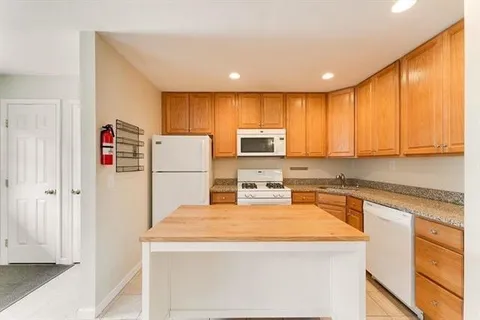 $835,000 | 54 Chestnut Street, Weehawken, NJ 07086