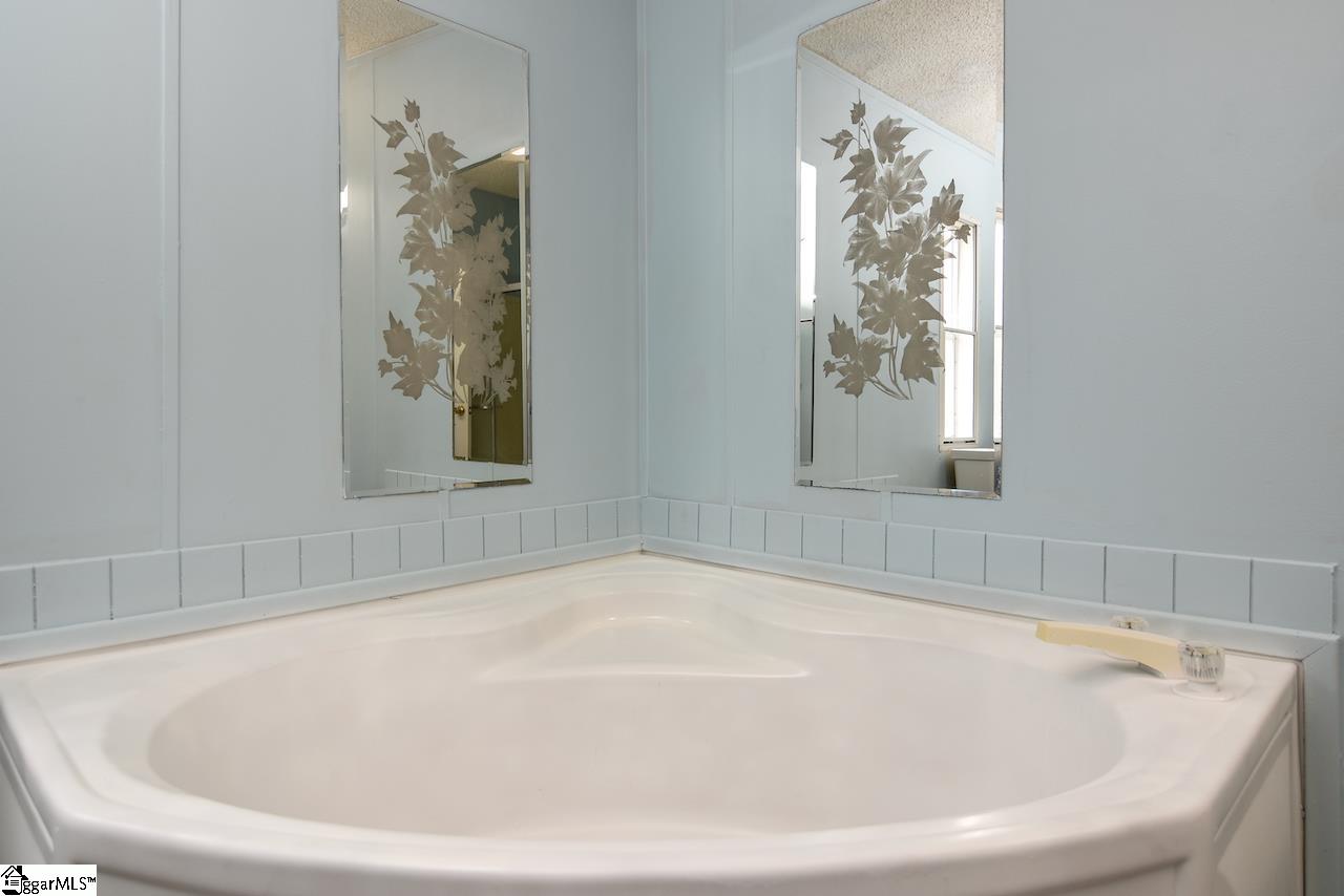 5 Ironwood Road Simpsonville, SC 29681 - Photo 22 of 29 Gallery Image 22