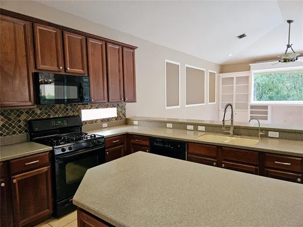 $3,500 | 12538 Cara Cara Loop, Bradenton, FL 34212