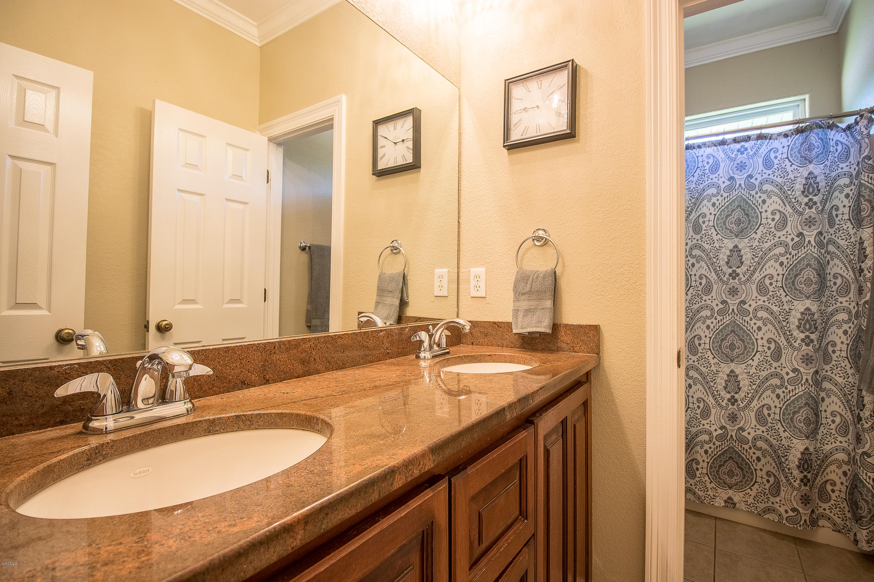 7925 Rue Madison Central Ocean Springs, MS 39564 - Photo 17 of 26 7925 Rue Madison-117