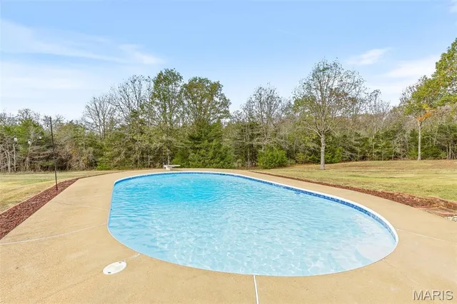 $645,000 | 1535 Hwy H, Farmington, MO 63640