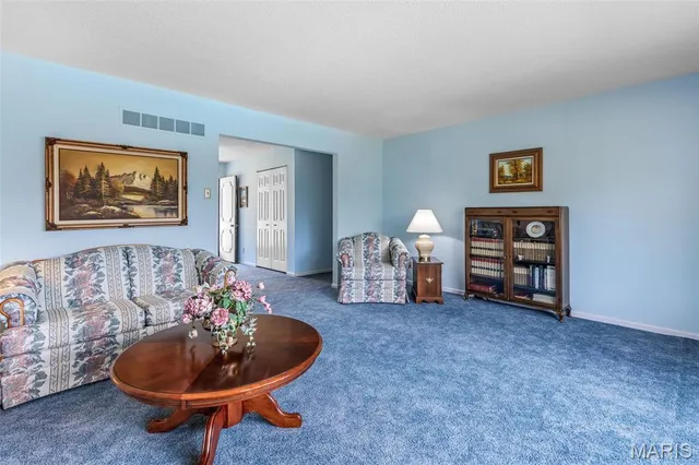 $645,000 | 1535 Hwy H, Farmington, MO 63640