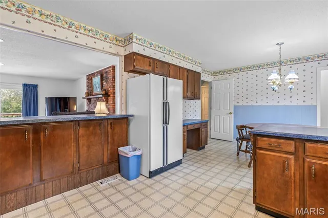 $645,000 | 1535 Hwy H, Farmington, MO 63640