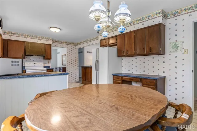 $645,000 | 1535 Hwy H, Farmington, MO 63640