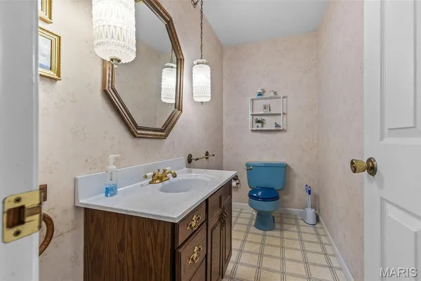 $635,000 | 1535 Hwy H, Farmington, MO 63640