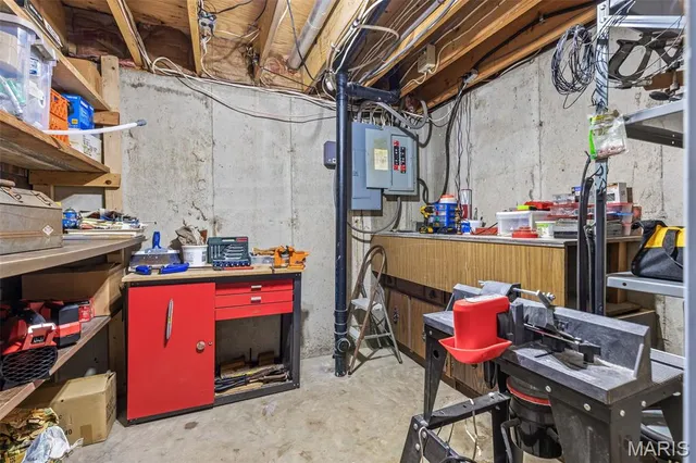 $645,000 | 1535 Hwy H, Farmington, MO 63640