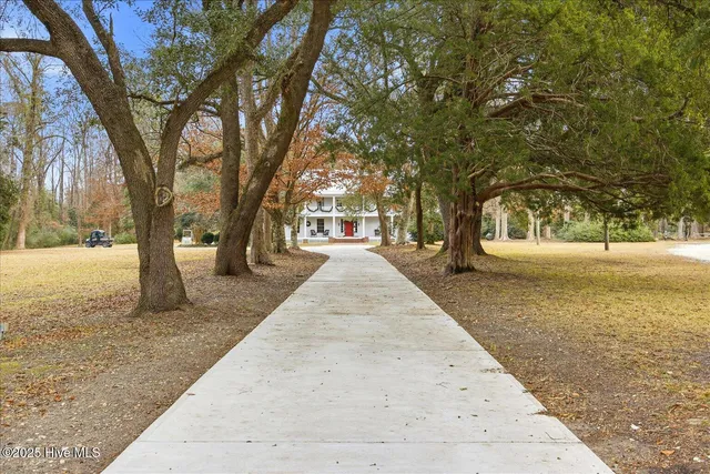 $2,700,000 | 6266 Richlands Highway, Richlands, NC 28574