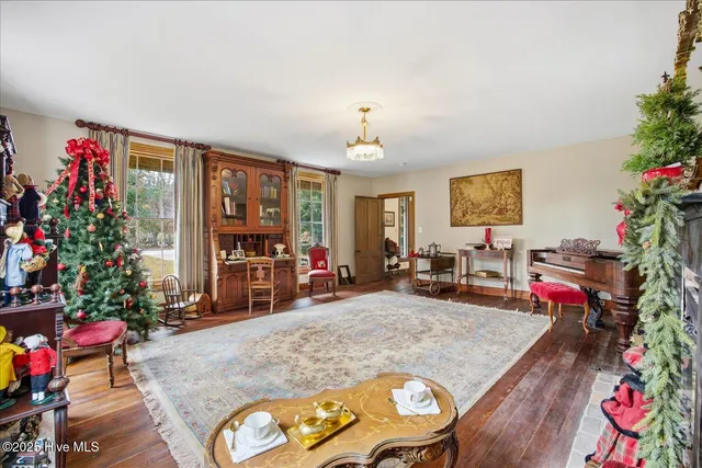 $2,700,000 | 6266 Richlands Highway, Richlands, NC 28574