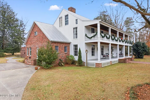 $2,700,000 | 6266 Richlands Highway, Richlands, NC 28574