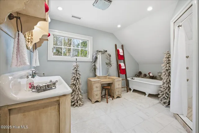 $2,700,000 | 6266 Richlands Highway, Richlands, NC 28574