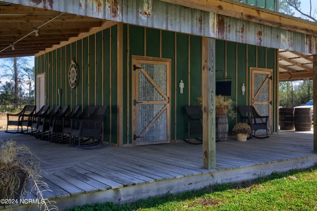 $2,700,000 | 6266 Richlands Highway, Richlands, NC 28574