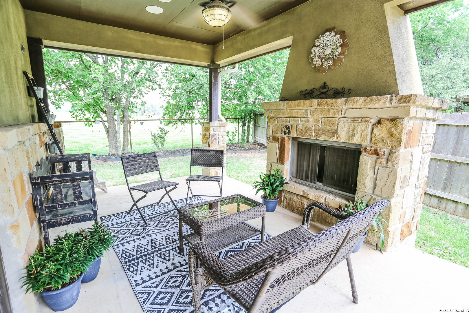 126 Retama Road Boerne, TX 78006 - Photo 27 of 31
