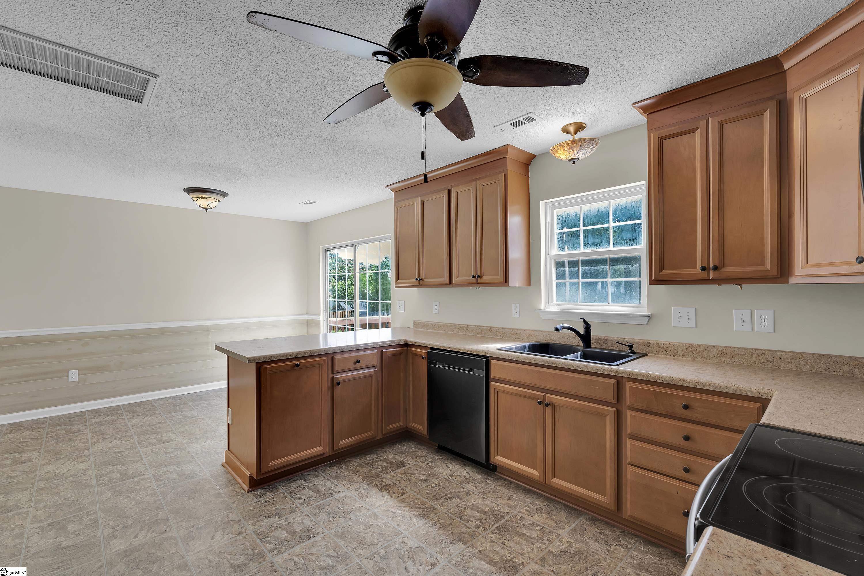 342 Riverside Chase Circle Greer, SC 29650 - Photo 6 of 26