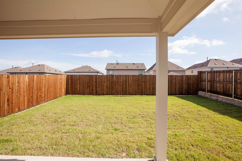 514 Weller Road McKinney, TX 75069 - Photo 2 of 39
