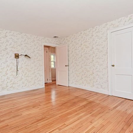 7 Neillian Crescent Boston, MA 02130 - Photo 27 of 42