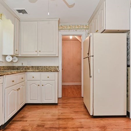 7 Neillian Crescent Boston, MA 02130 - Photo 8 of 42