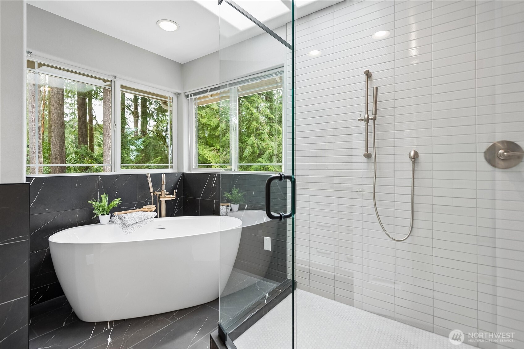 4404 240th Street Southwest Mountlake Terrace, WA 98043 - Photo 27 of 39