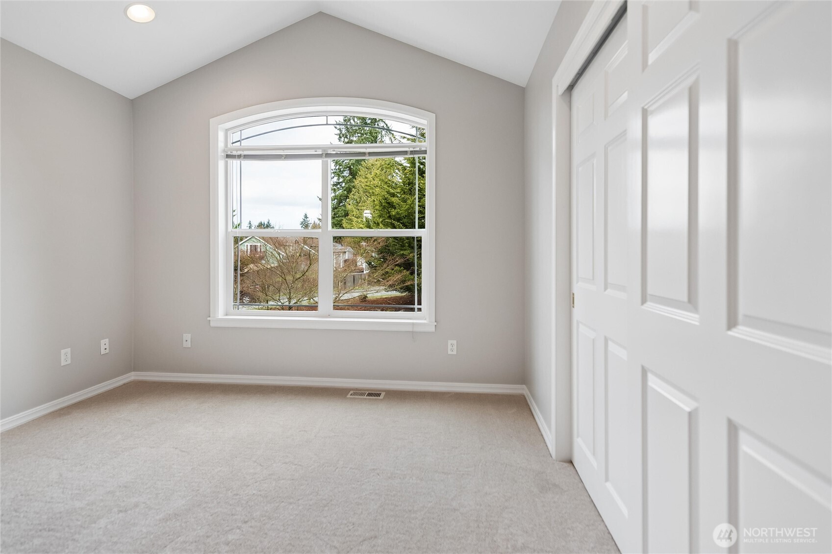 4404 240th Street Southwest Mountlake Terrace, WA 98043 - Photo 28 of 39