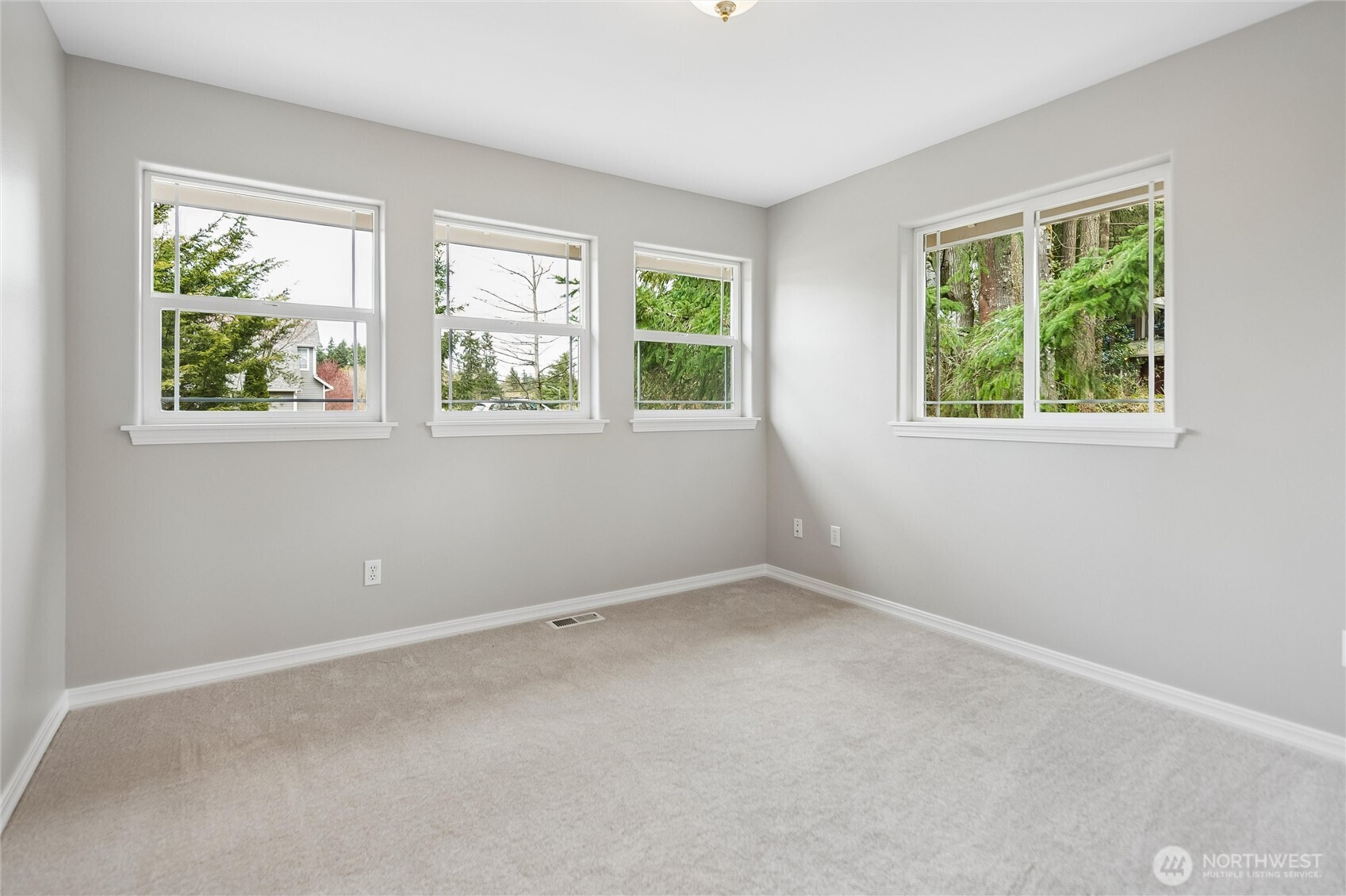 4404 240th Street Southwest Mountlake Terrace, WA 98043 - Photo 30 of 39