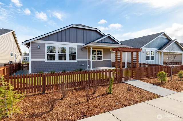 $670,900 | 825 Parkland Loop, Sedro-Woolley, WA 98284