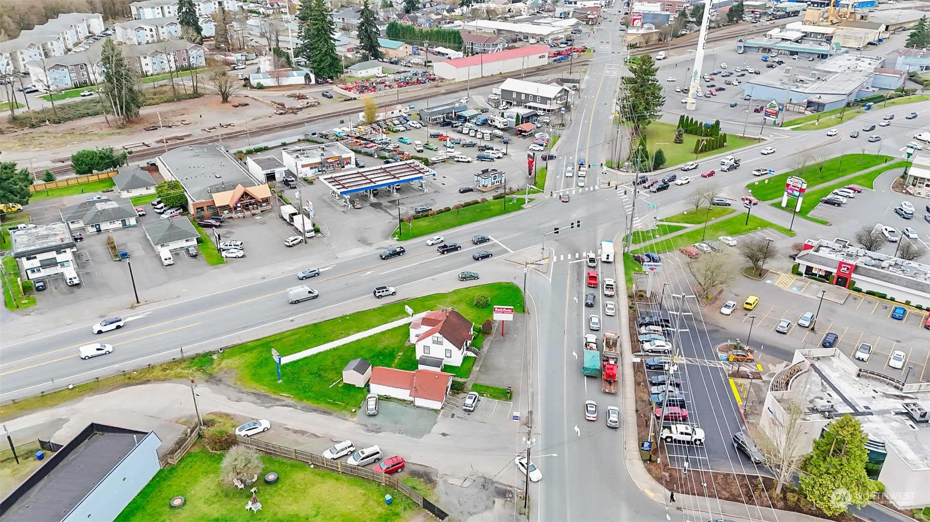 19910 Old Owen Road Monroe, WA 98272 - Photo 4 of 22 an aerial view of a swimming pool