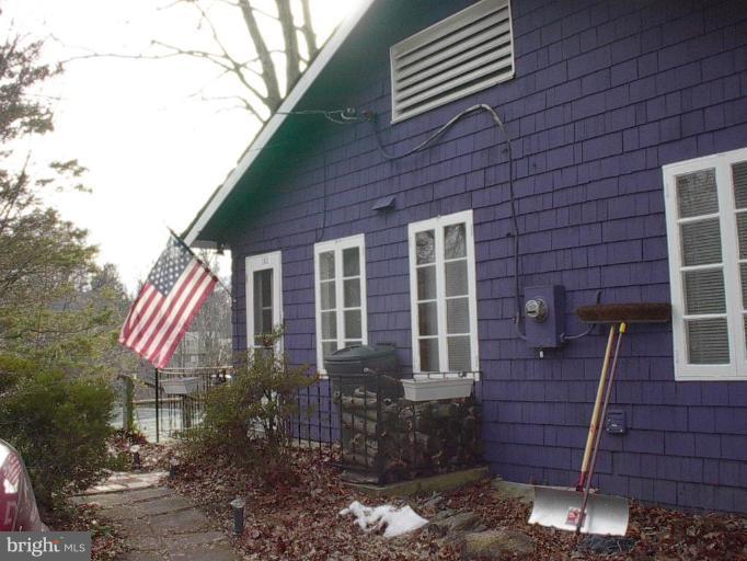182 Old River Road Arnold, MD 21012 - Photo 5 of 13 Exterior #2