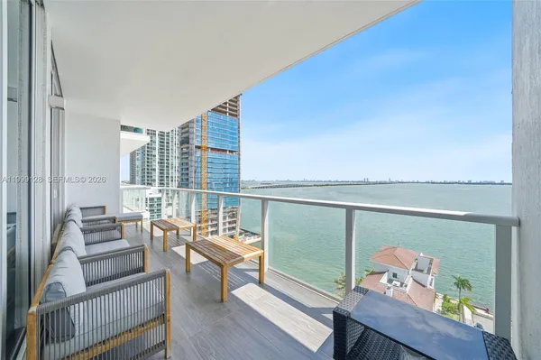 $5,200 | 601 Northeast 27th Street, Unit 1508, Miami, FL 33137