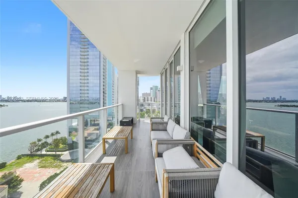 $5,200 | 601 Northeast 27th Street, Unit 1508, Miami, FL 33137