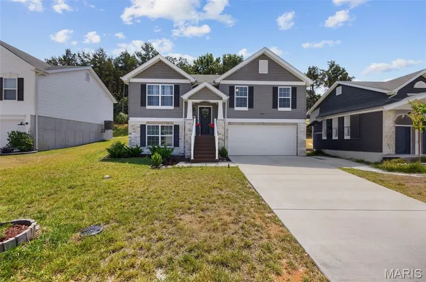 $310,000 | 8253 Obrien Drive, Cedar Hill, MO 63016