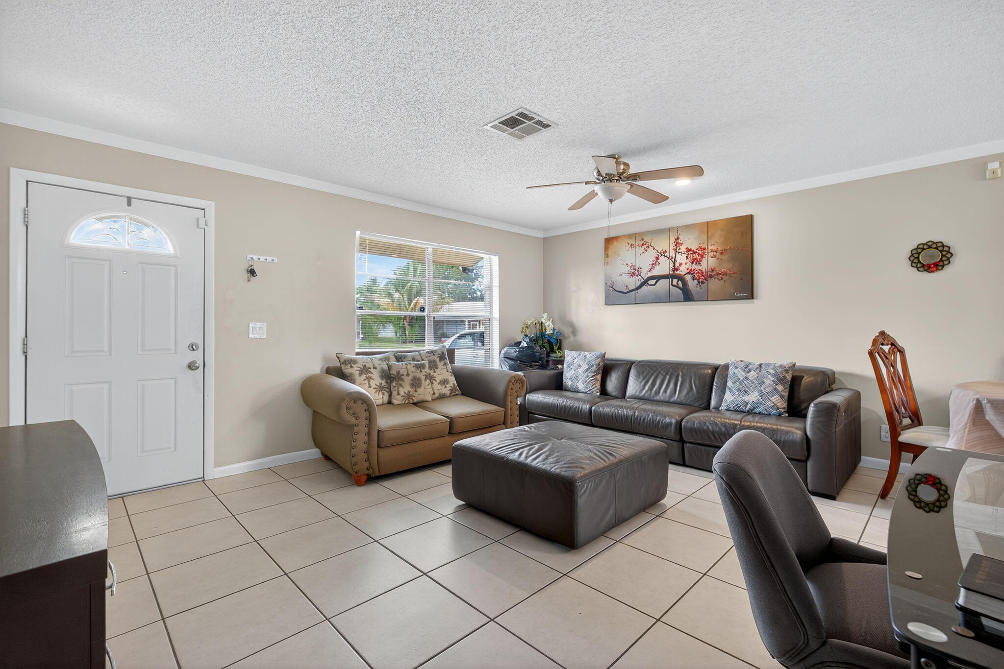 102 Cedar Court Jupiter, FL 33458 - Photo 13 of 45 .