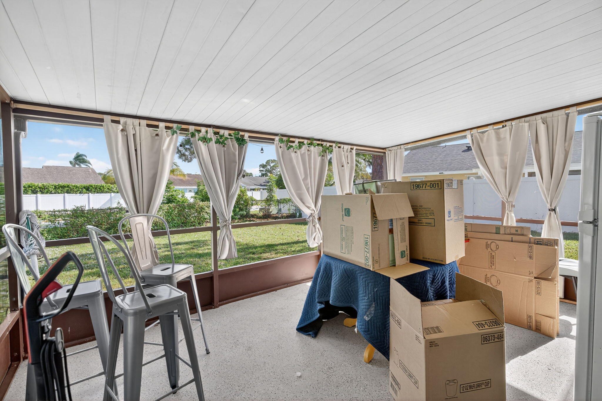 102 Cedar Court Jupiter, FL 33458 - Photo 32 of 45 .