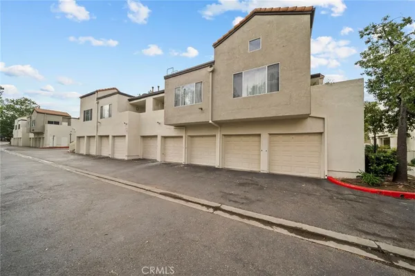 $445,000 | 21370 Nandina Lane, Unit 103, Newhall, CA 91321